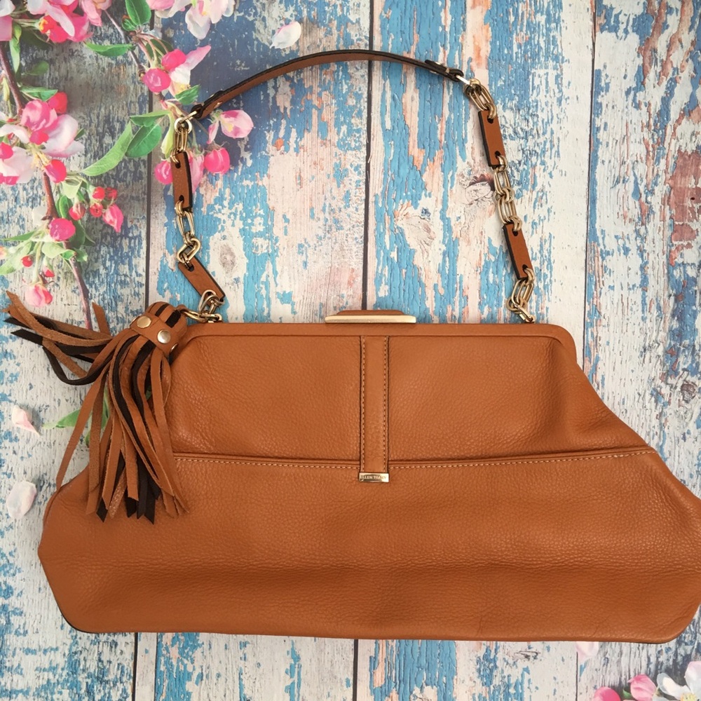 🌼 SALE! Ellen Tracy Purse!